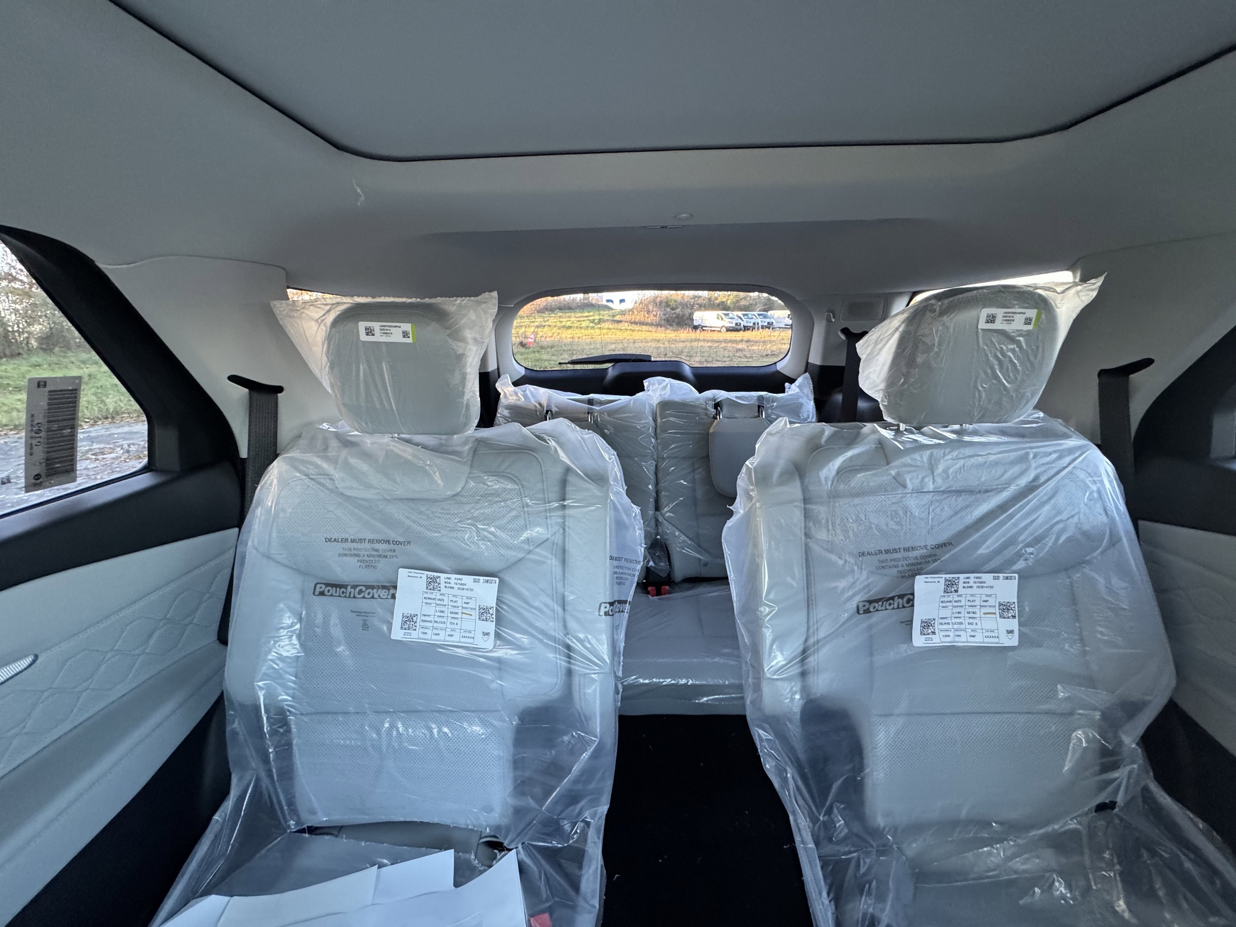 New 2026 Ford Explorer Platinum w/ LUX Leather Package AWD/4WD image 21