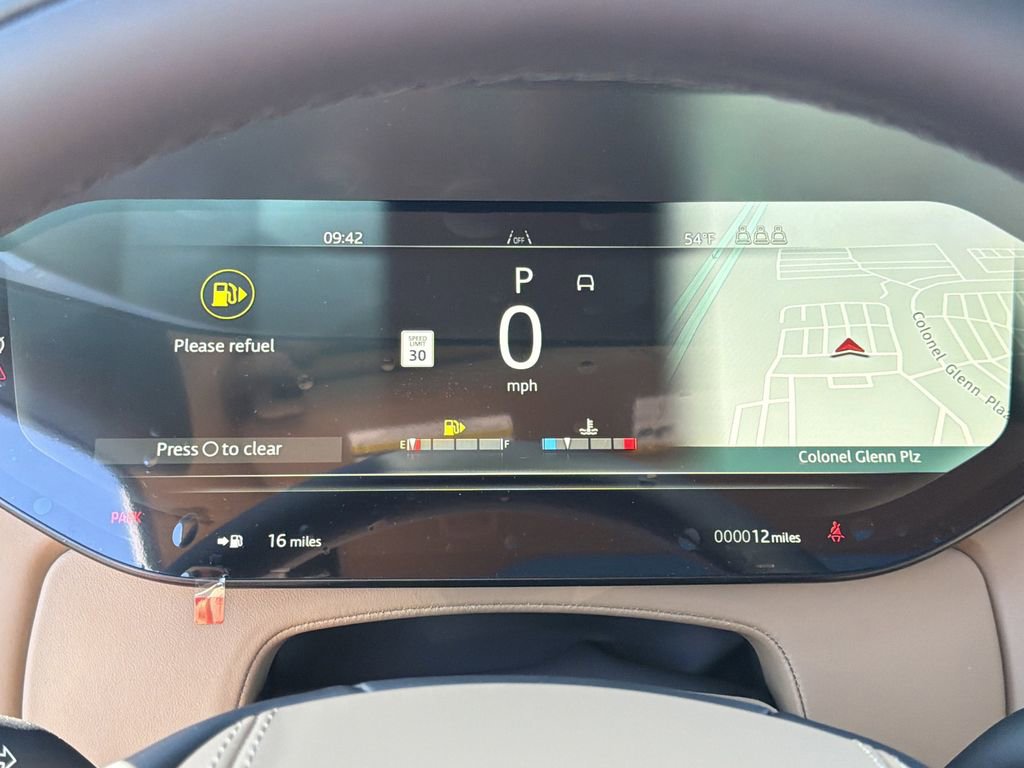 New 2026 Land Rover Range Rover SE image 25