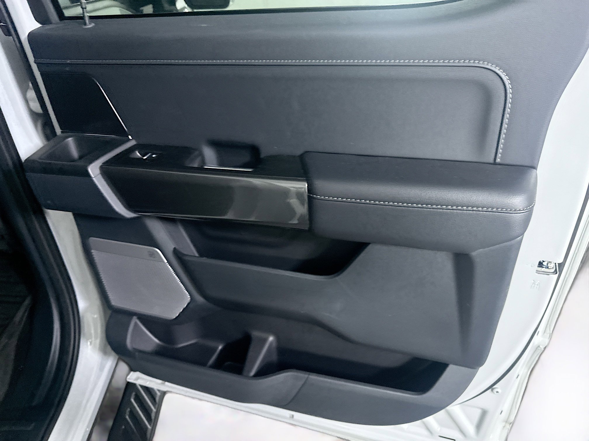 Used 2023 Ford F150 XLT w/ Equipment Group 302A High image 29