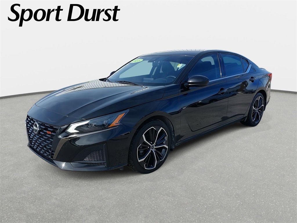 Used 2023 Nissan Altima 2.5 SR image 1