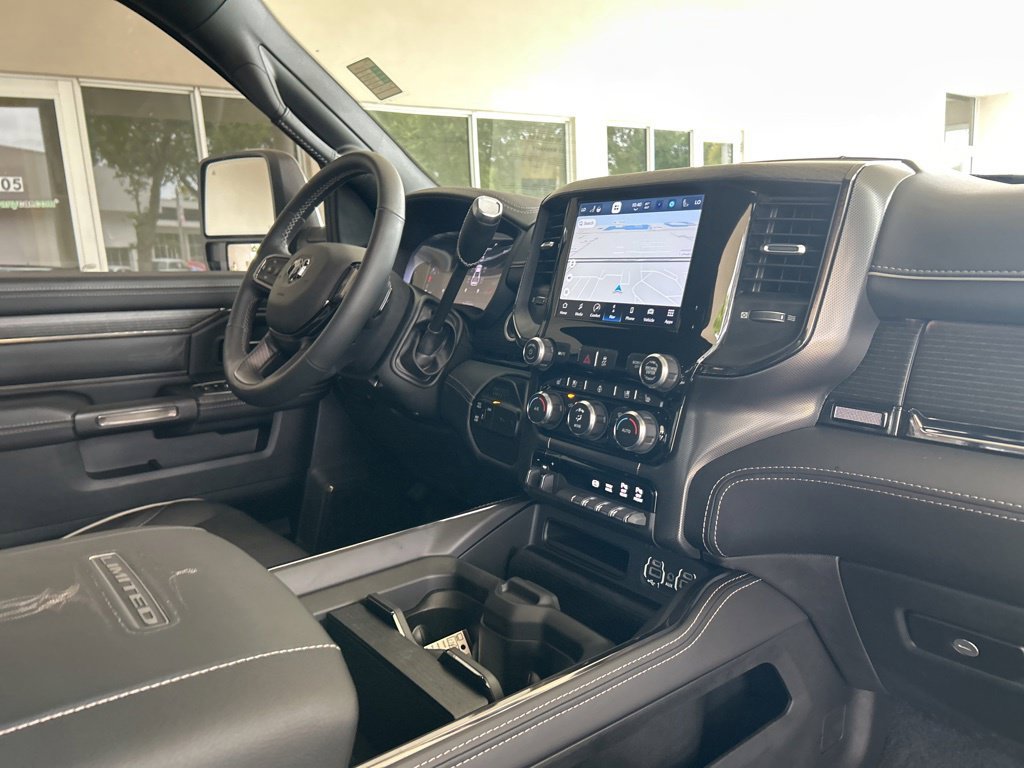 Used 2023 RAM 2500 Limited AWD/4WD image 30