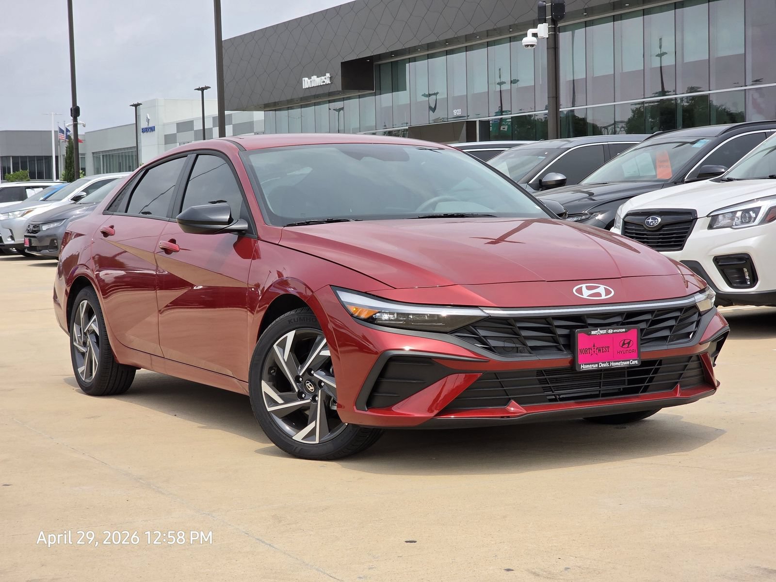 Used 2025 Hyundai Elantra Sport FWD image 1