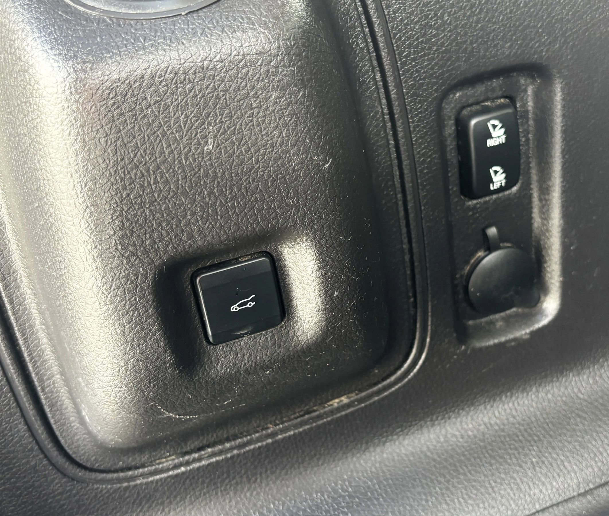 Used 2010 Lincoln MKX AWD image 34