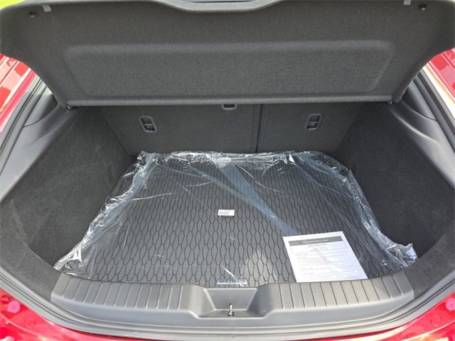 New 2025 MAZDA MAZDA3 Hatchback w/Premium Plus Pkg image 9