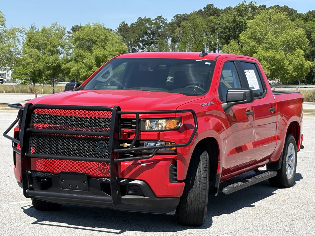 Used 2020 Chevrolet Silverado 1500 Custom w/ Custom Value Package RWD image 3
