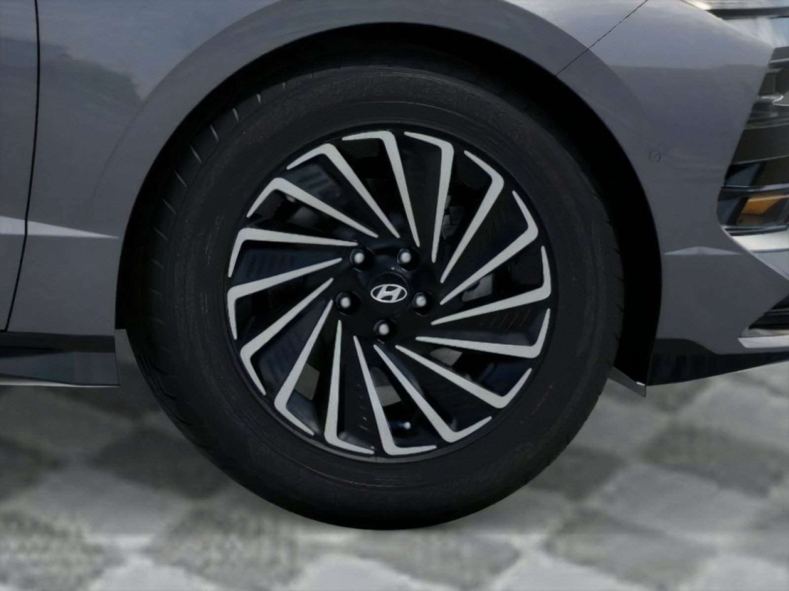 New 2026 Hyundai Sonata Limited FWD image 8