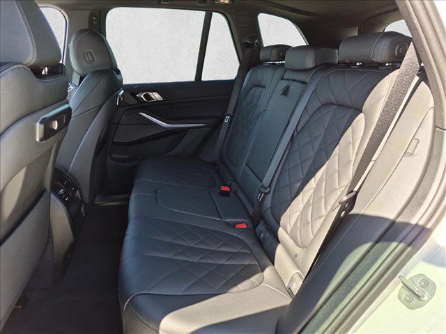 Certified 2026 BMW X5 xDrive50e w/ M Sport Package AWD/4WD image 19