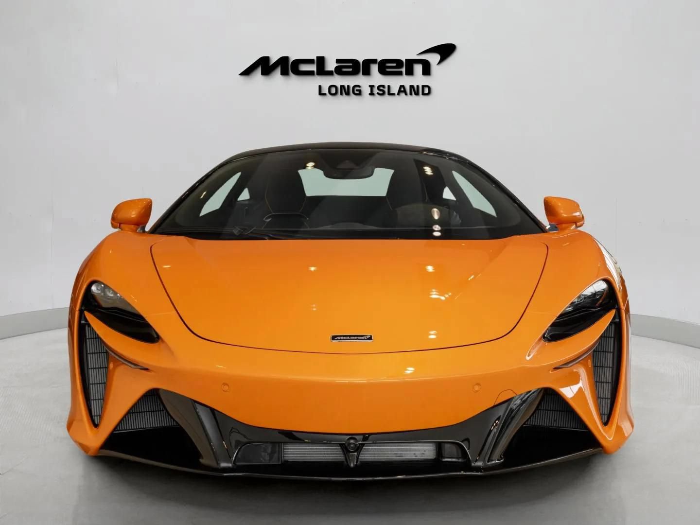 New 2026 McLaren Artura RWD image 2