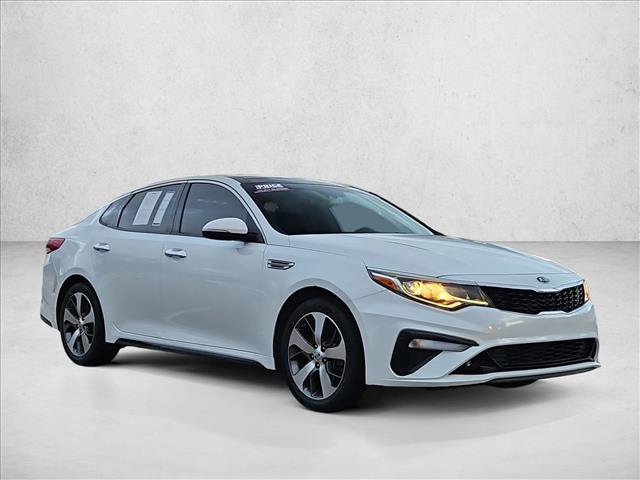 Used 2019 Kia Optima S w/ S Panoramic Sunroof Package FWD image 3