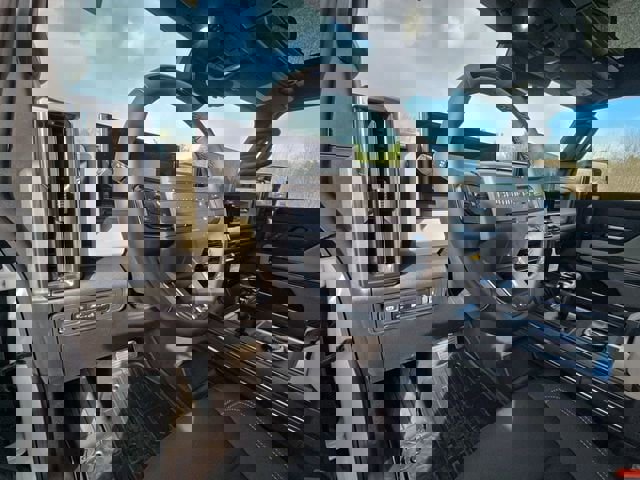 New 2026 GMC Hummer EV 4x4 Crew Cab image 10