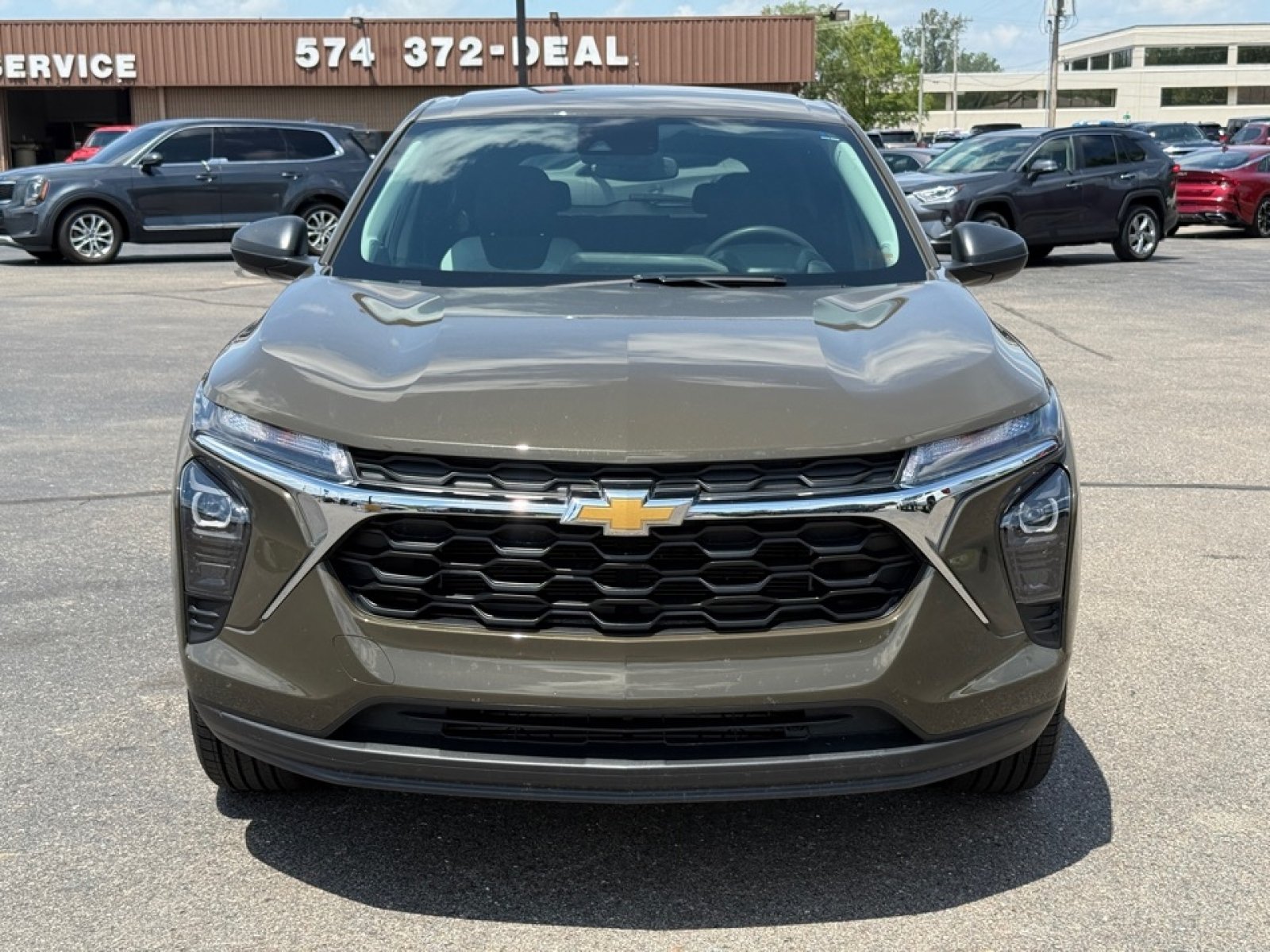 Used 2024 Chevrolet Trax LS FWD image 3
