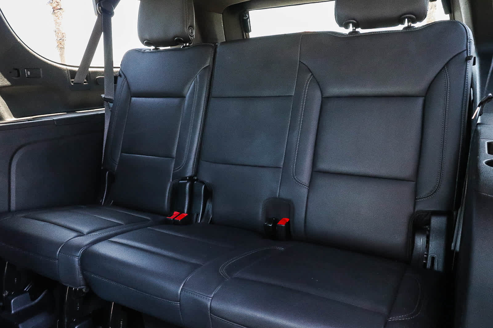 Used 2024 Chevrolet Suburban LT AWD/4WD image 26