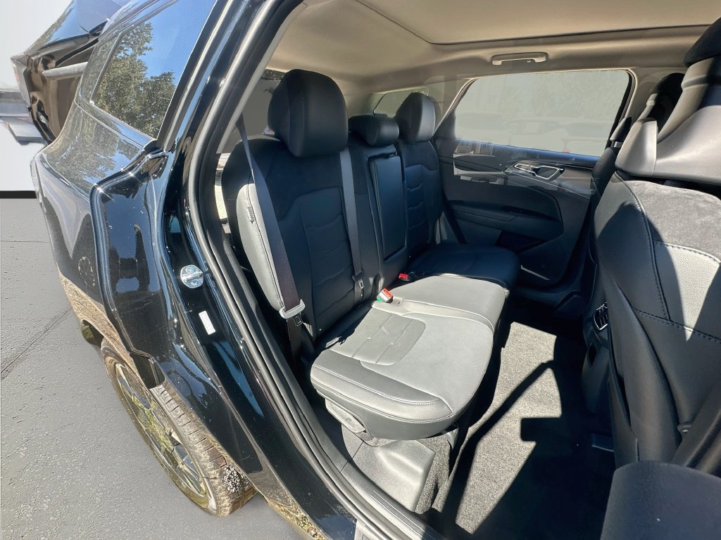New 2027 Kia Sportage SX FWD image 28