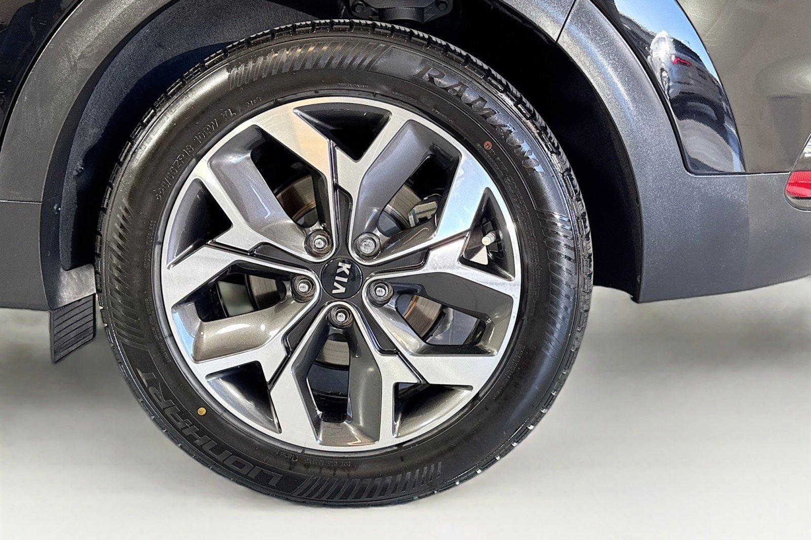 Used 2022 Kia Sportage EX image 30