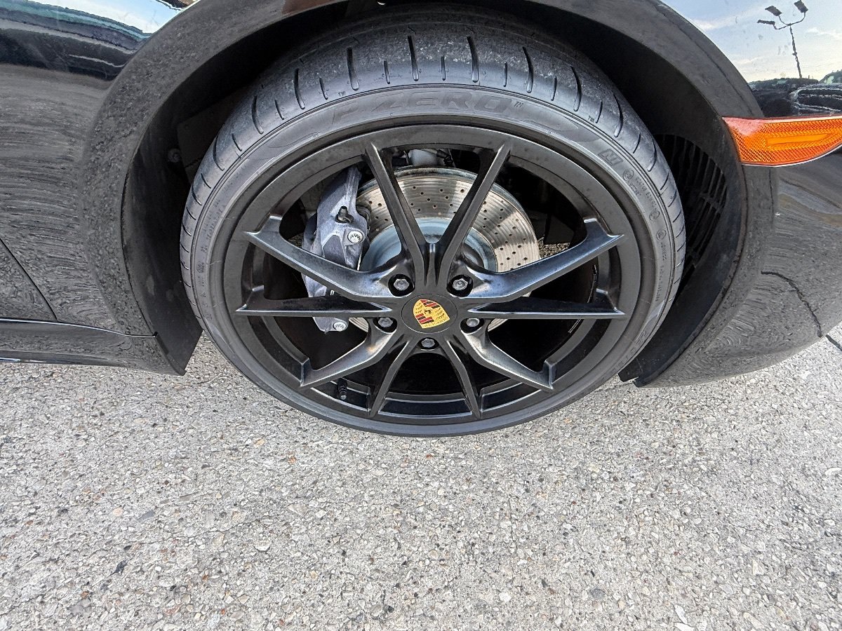 Used 2018 Porsche 718 Boxster RWD image 11