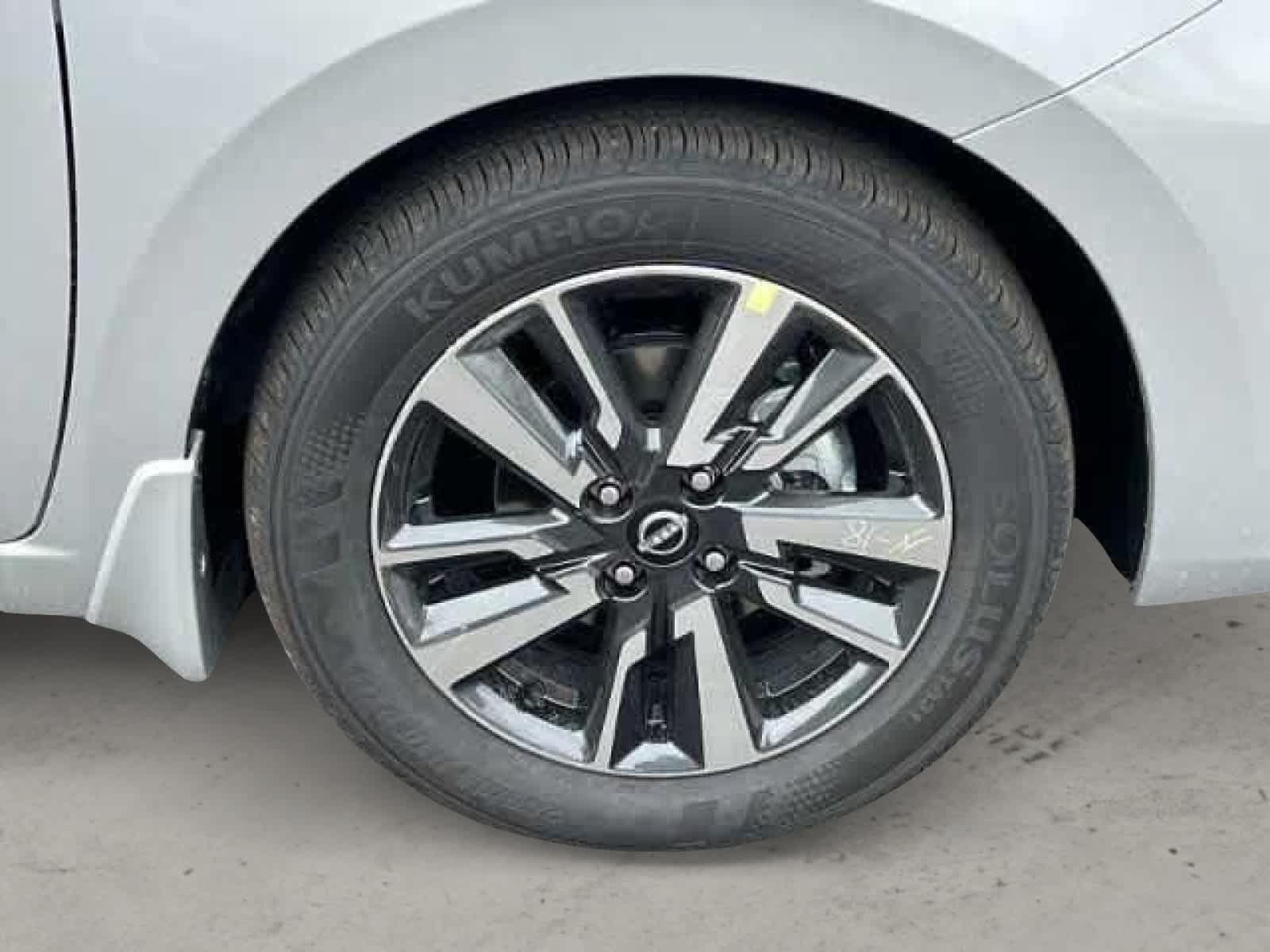 Certified 2024 Nissan Versa S w/ S Plus Package FWD image 17