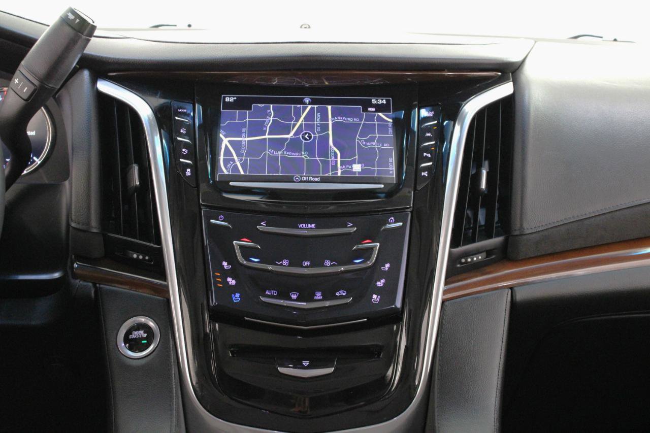 Used 2018 Cadillac Escalade Premium Luxury image 57