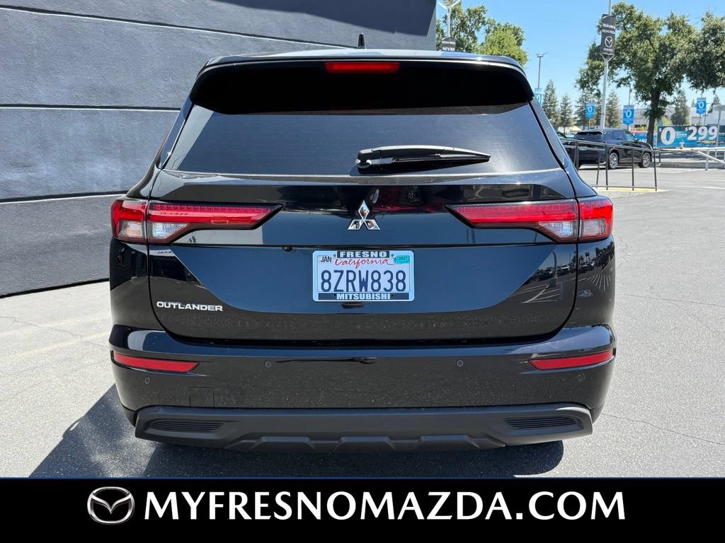 Used 2022 Mitsubishi Outlander ES FWD image 10