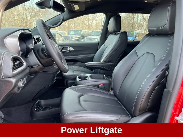 New 2026 Chrysler Pacifica Select AWD/4WD image 4