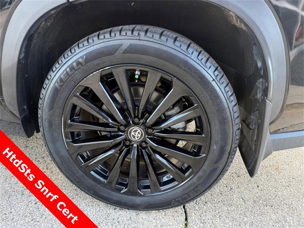 Used 2023 Toyota Highlander XSE image 19