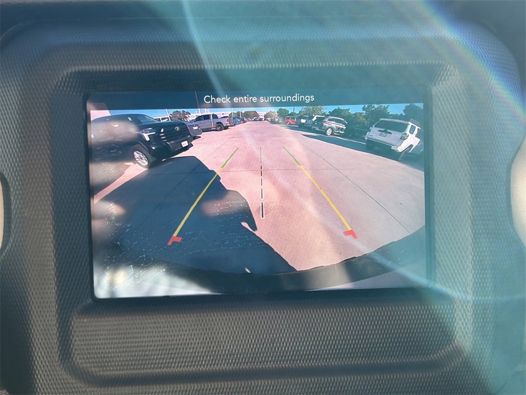 Used 2022 Jeep Wrangler Unlimited Sport image 27