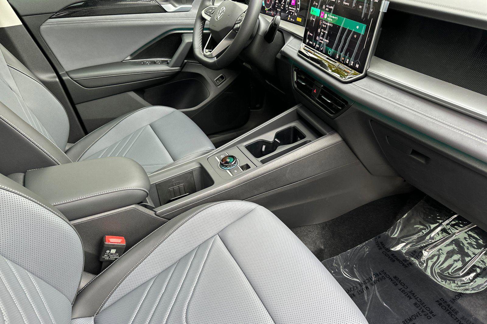 New 2026 Volkswagen Tiguan SE image 15