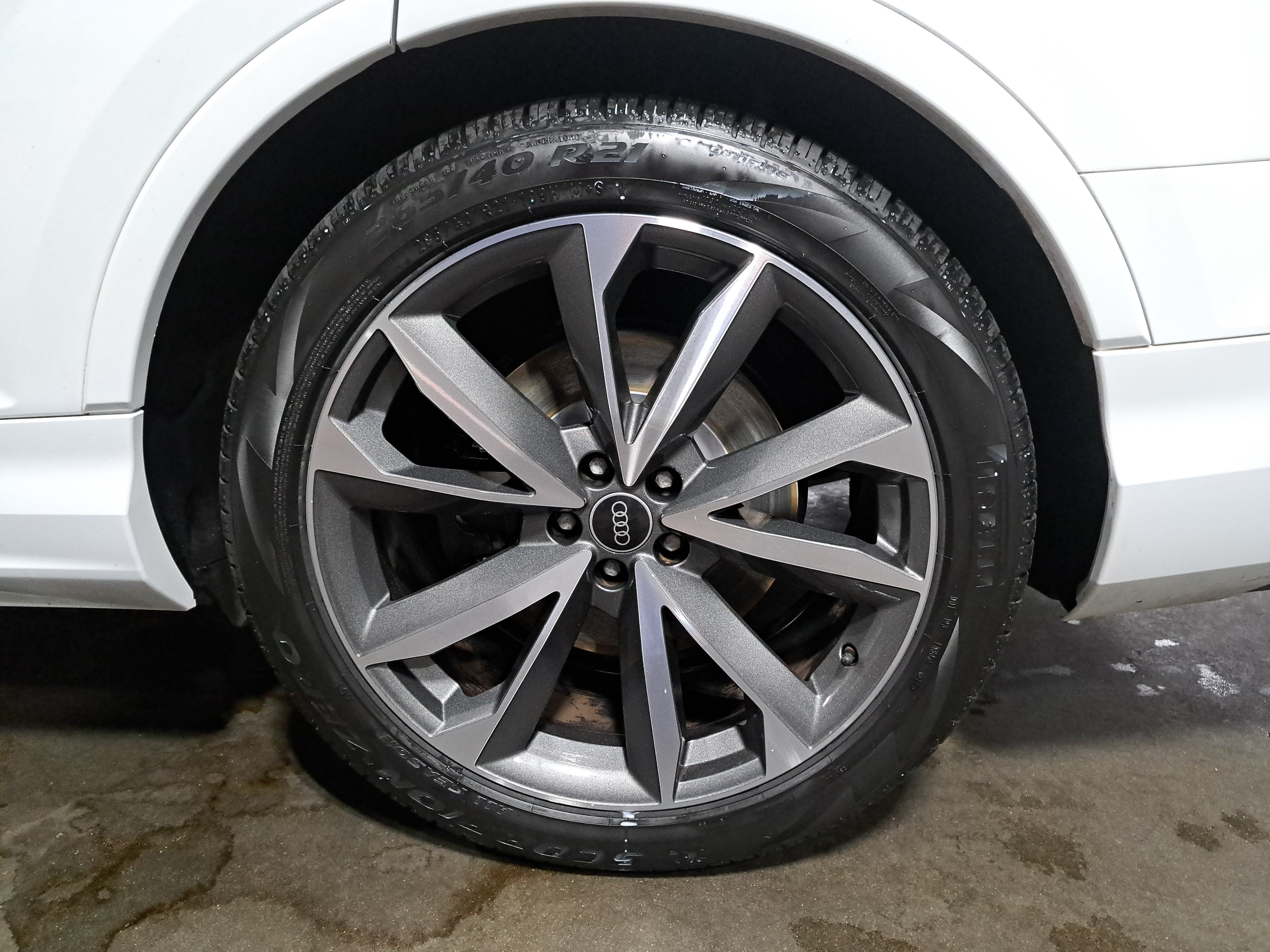 Used 2021 Audi SQ7 Premium Plus w/ Driver Assistance Package AWD/4WD image 33