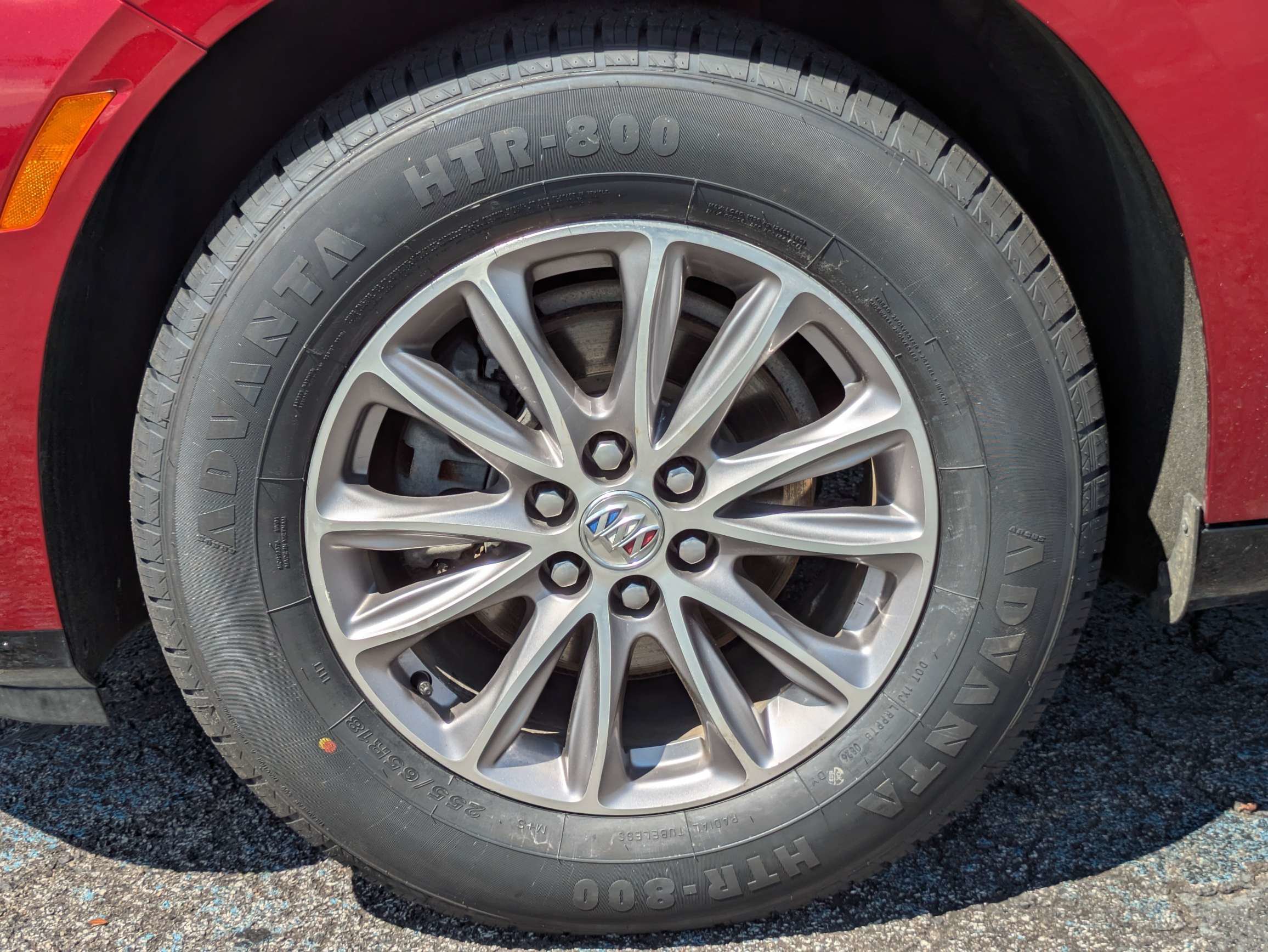 Certified 2024 Buick Enclave Premium FWD image 34