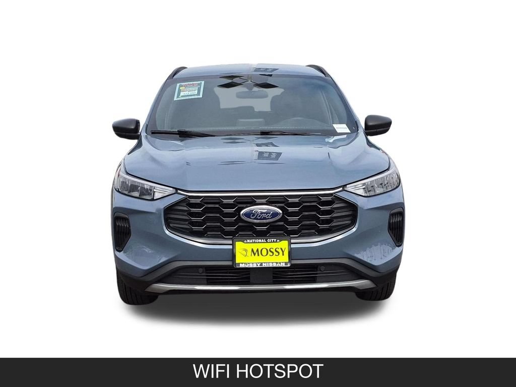 Used 2025 Ford Escape ST-Line AWD/4WD image 4
