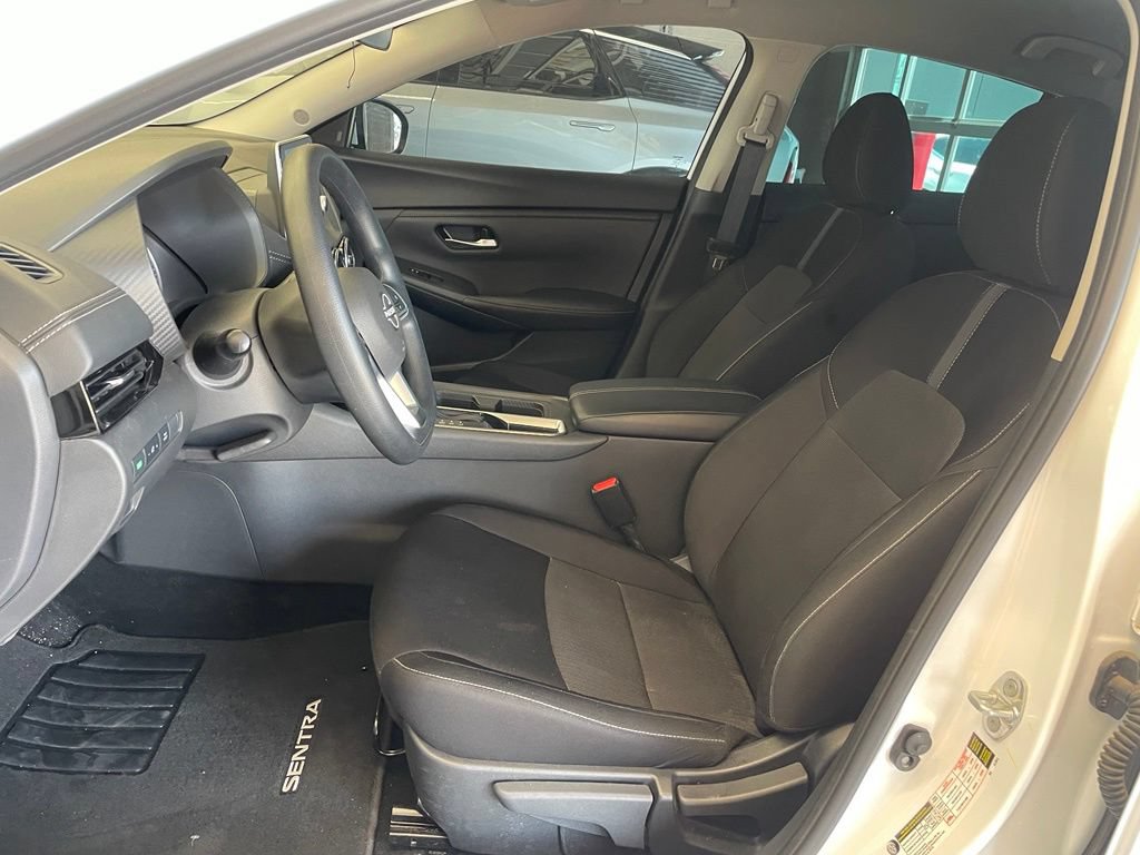 Certified 2025 Nissan Sentra SV w/ Trunk Package FWD image 10