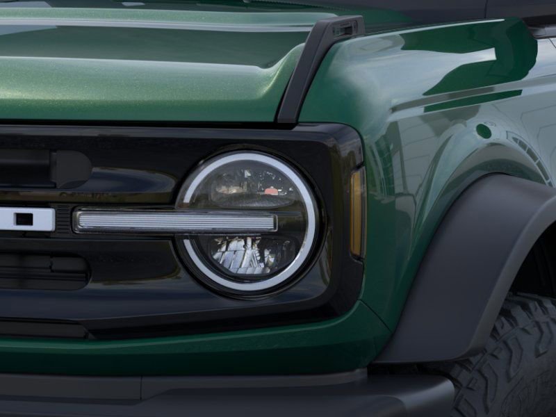 New 2025 Ford Bronco Outer Banks w/ Sasquatch Package image 24