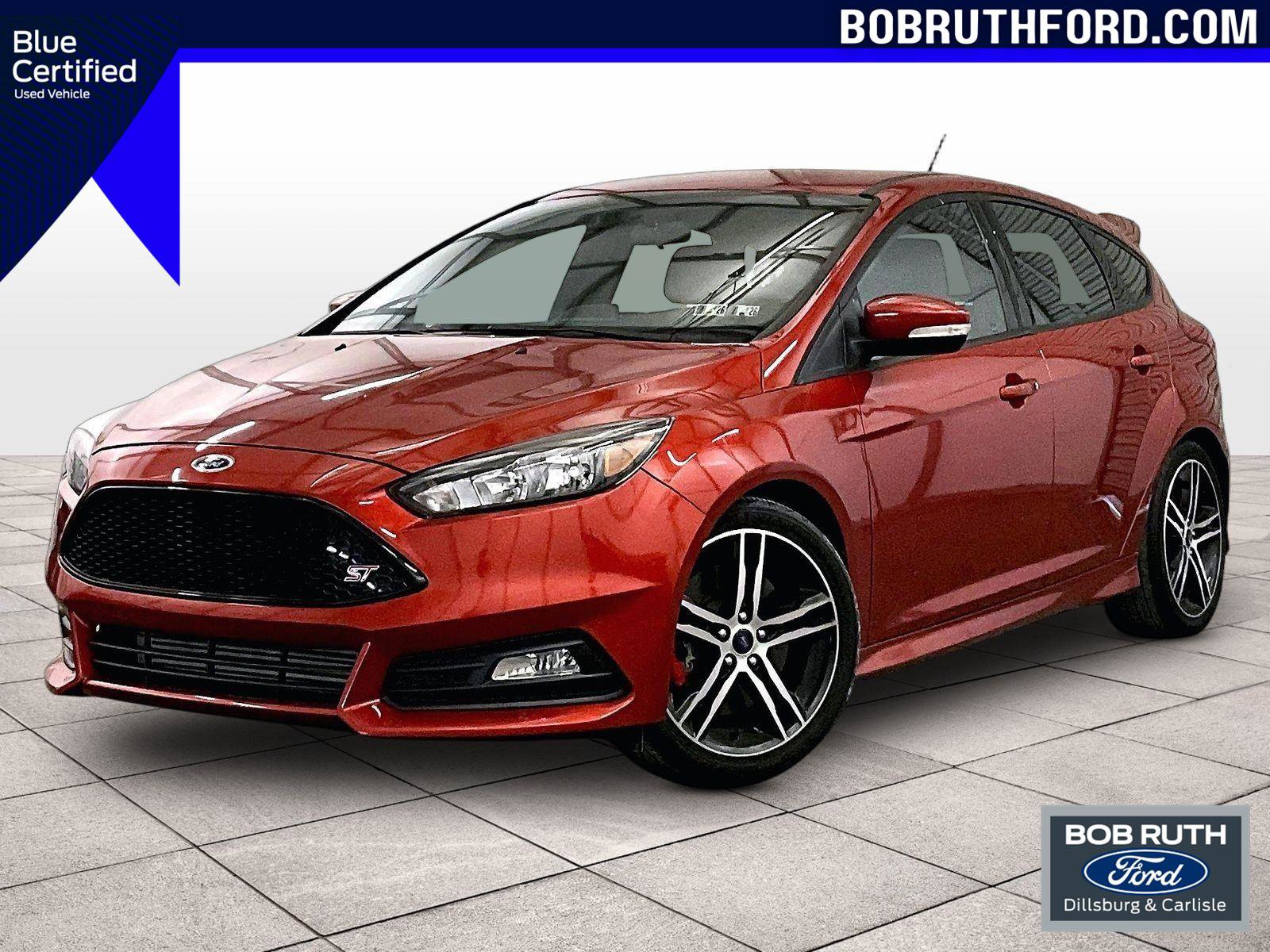 Used 2018 Ford Focus ST FWD image 1