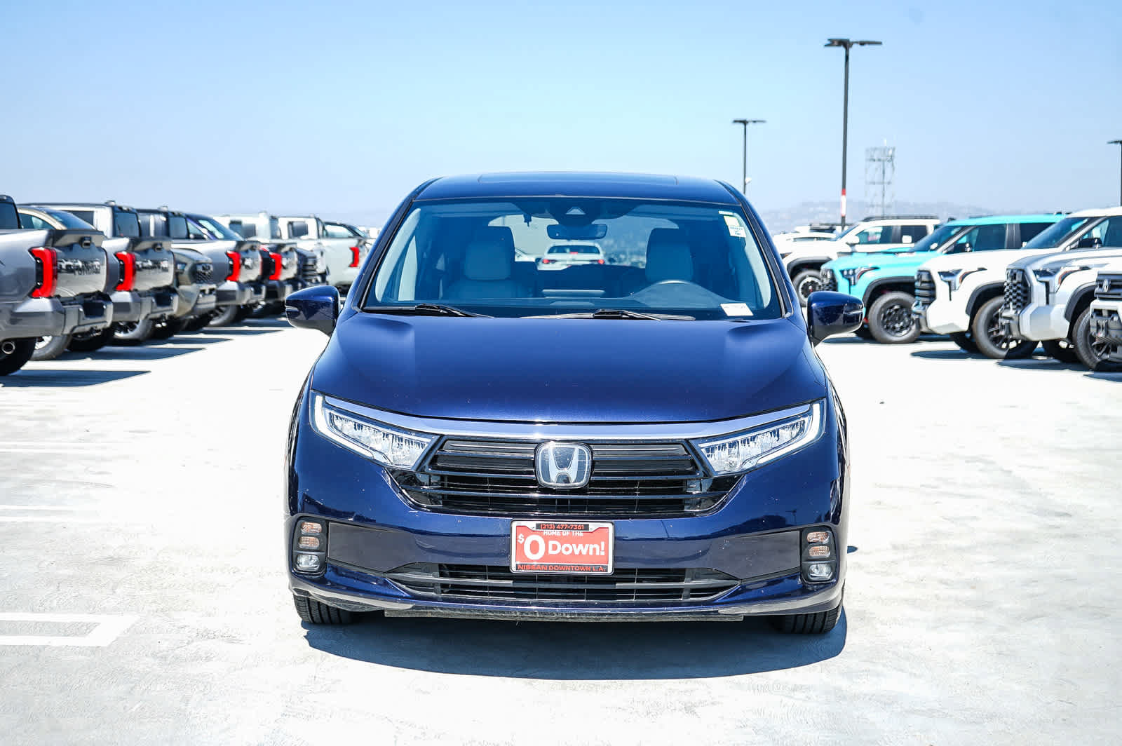 Used 2024 Honda Odyssey EX-L image 2