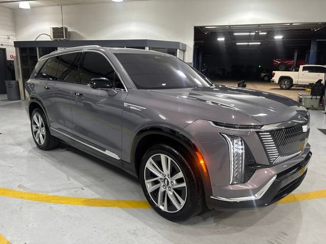 Used 2026 Cadillac Vistiq Luxury AWD/4WD image 8