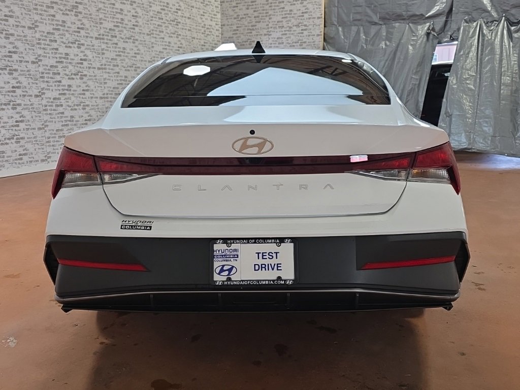 Certified 2024 Hyundai Elantra SEL image 5