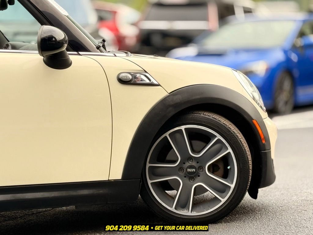 Used 2014 MINI Cooper S FWD image 9