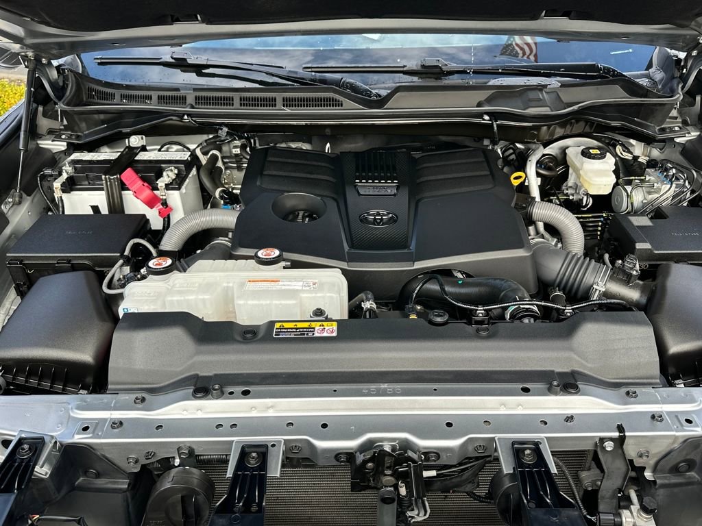 Used 2023 Toyota Tundra Platinum image 29