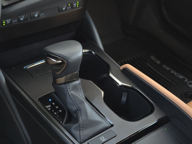 Used 2023 Lexus ES 350 w/ Premium Package FWD image 22