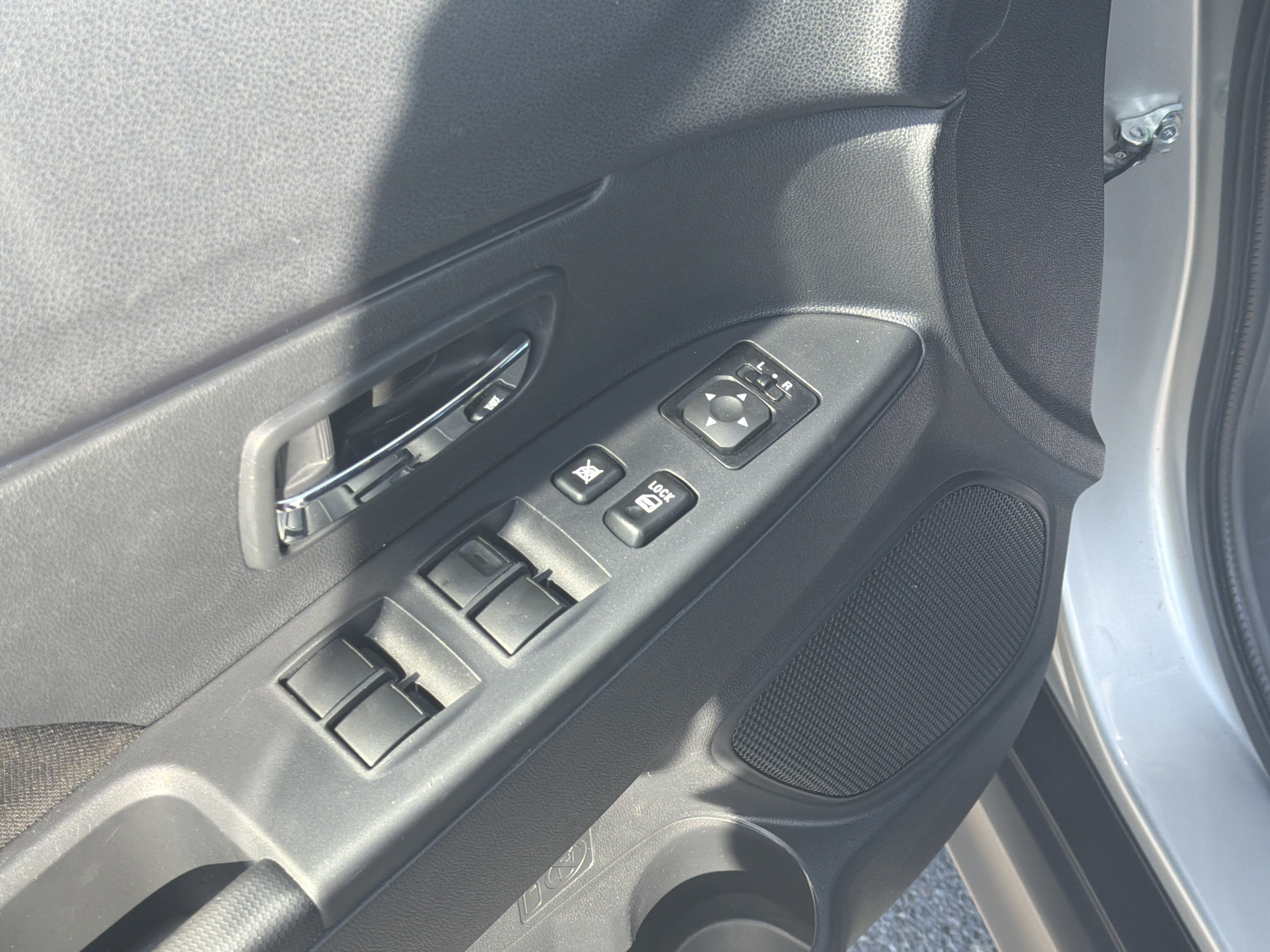 Used 2026 Mitsubishi Outlander Sport AWD image 19