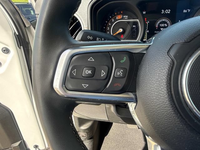 Used 2025 Jeep Wrangler Unlimited Sahara AWD/4WD image 28