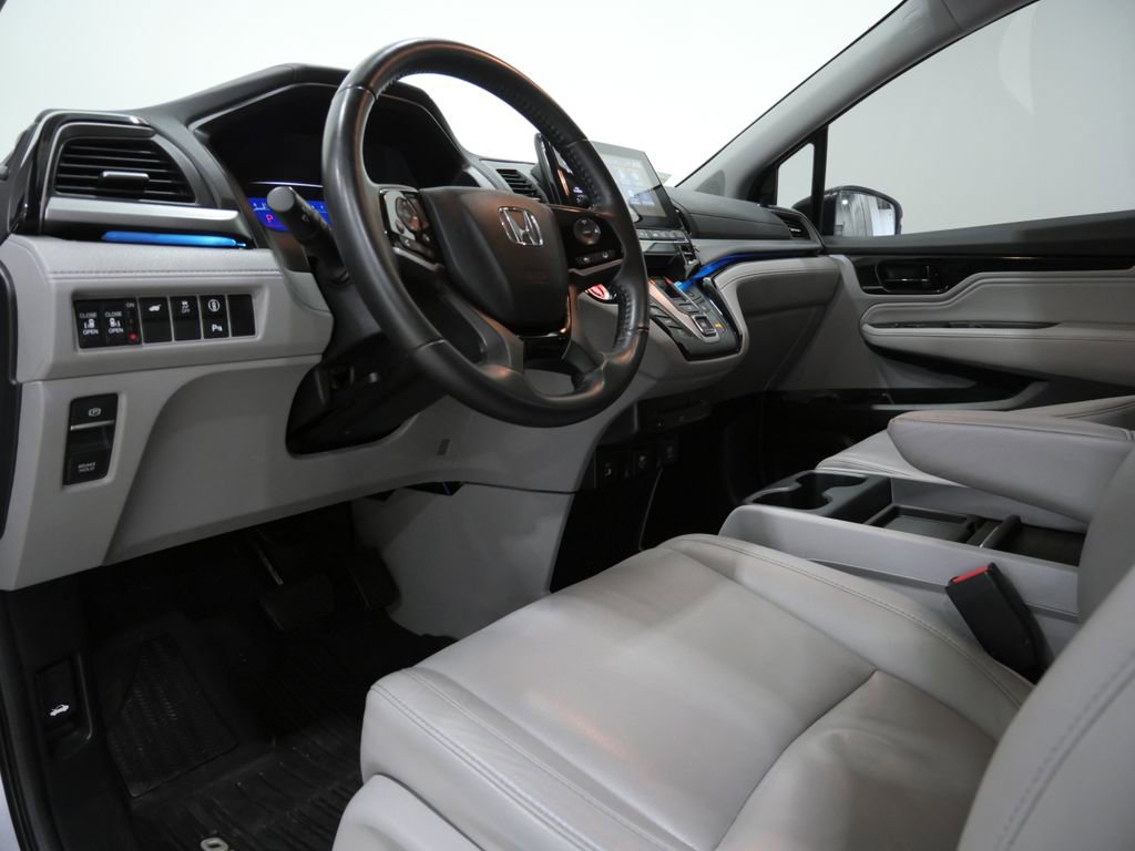 Used 2022 Honda Odyssey Touring image 12