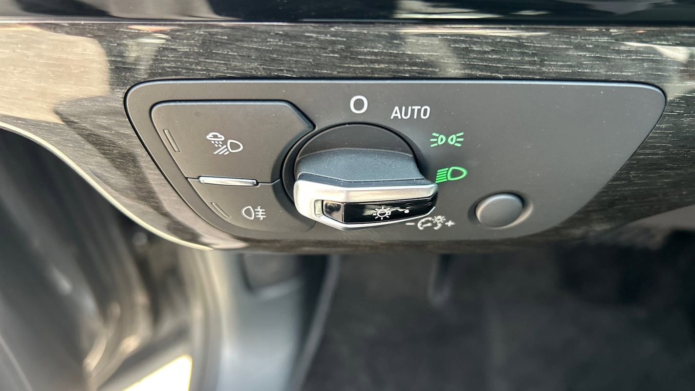 Used 2017 Audi Q7 3.0T Premium Plus w/ Premium Plus Package image 24