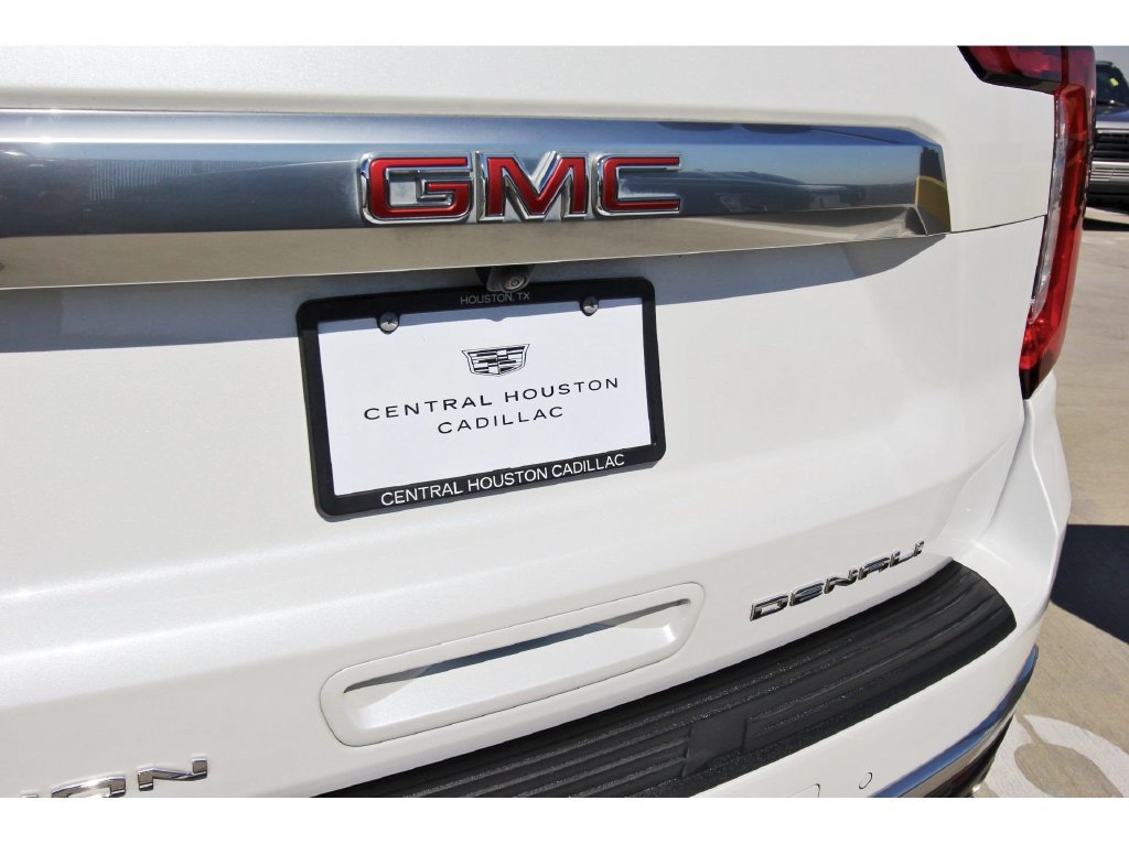 Used 2024 GMC Yukon Denali AWD/4WD image 30
