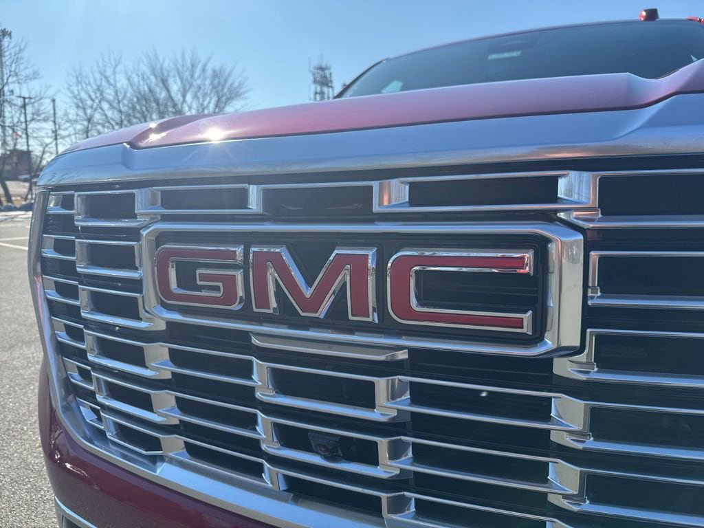 New 2026 GMC Yukon Denali w/ Sun & Power Step Package AWD/4WD image 67