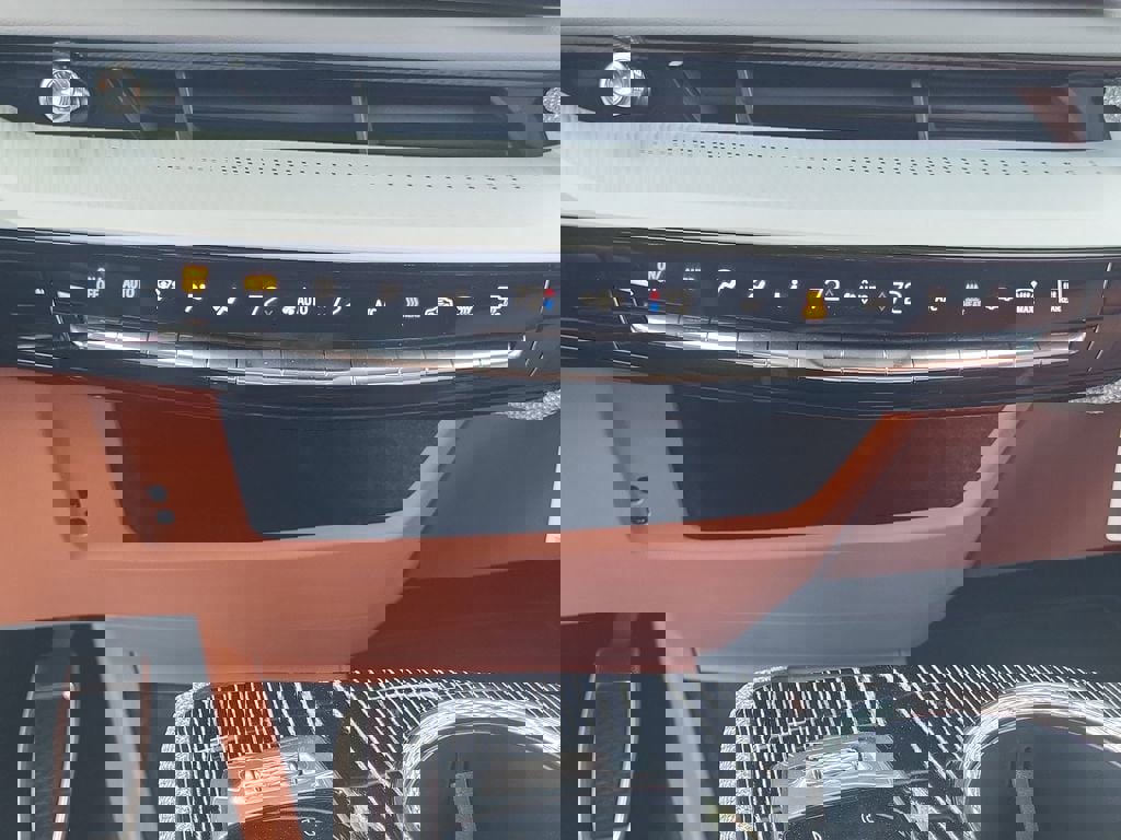 New 2026 Cadillac Optiq Sport 2 image 19