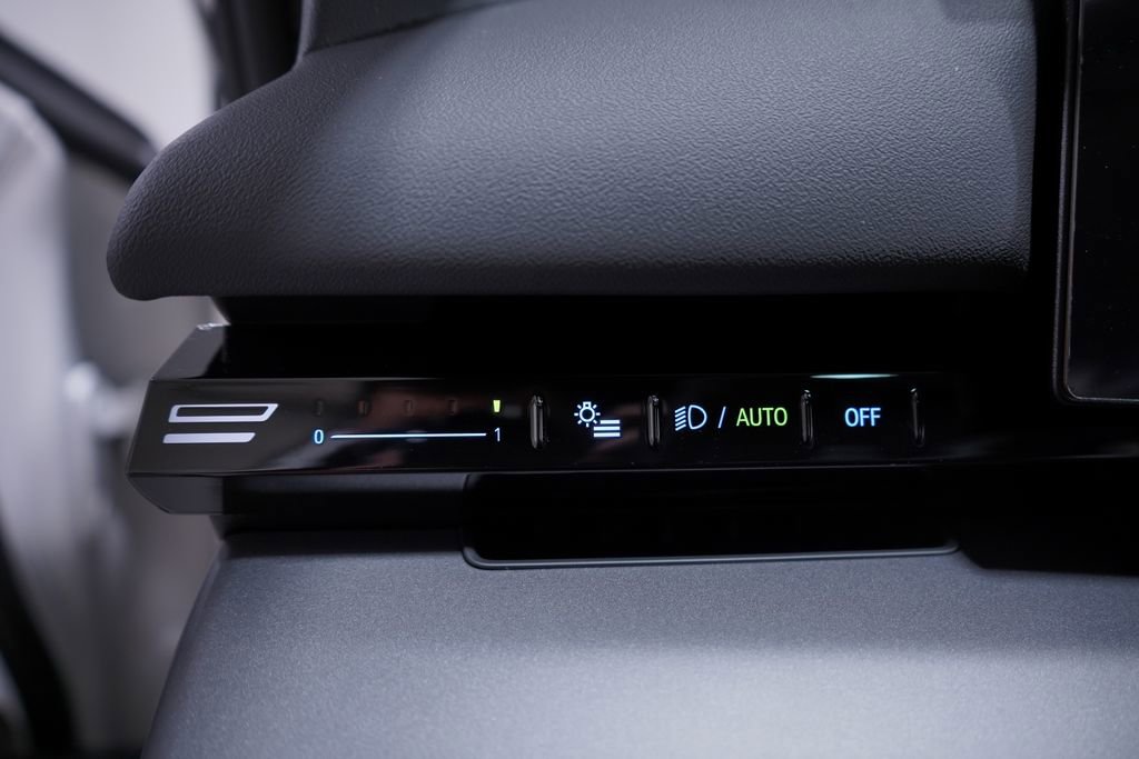 Used 2025 BMW 530i 530i image 18