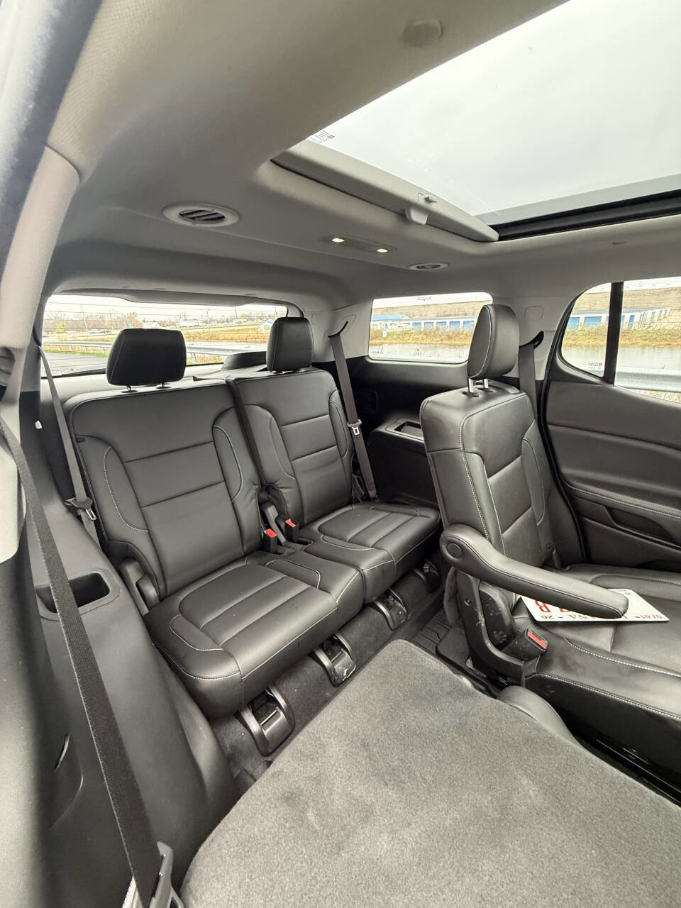 Used 2019 GMC Acadia SLT w/ LPO, Floor Liner Package image 34