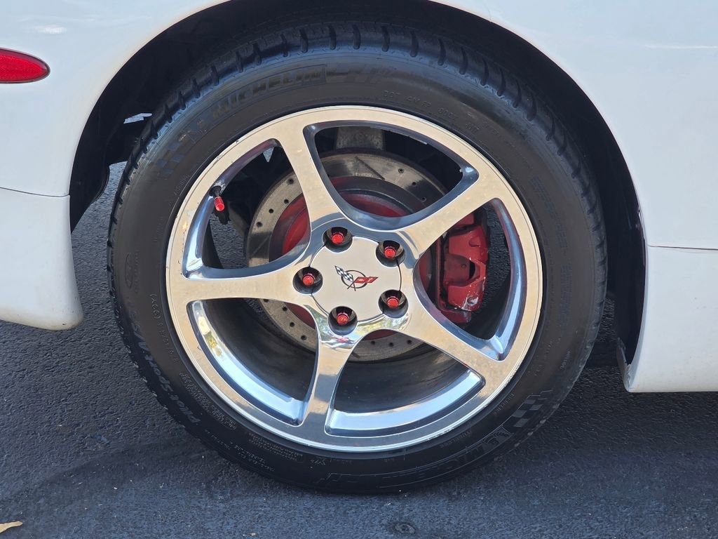 Used 2004 Chevrolet Corvette Coupe w/ Preferred Equipment Group image 12