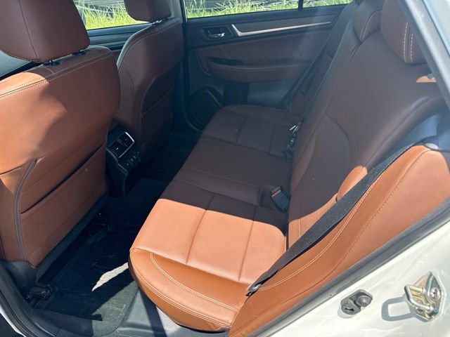 Used 2019 Subaru Outback 3.6R Touring w/ Popular Package #3A AWD/4WD image 15
