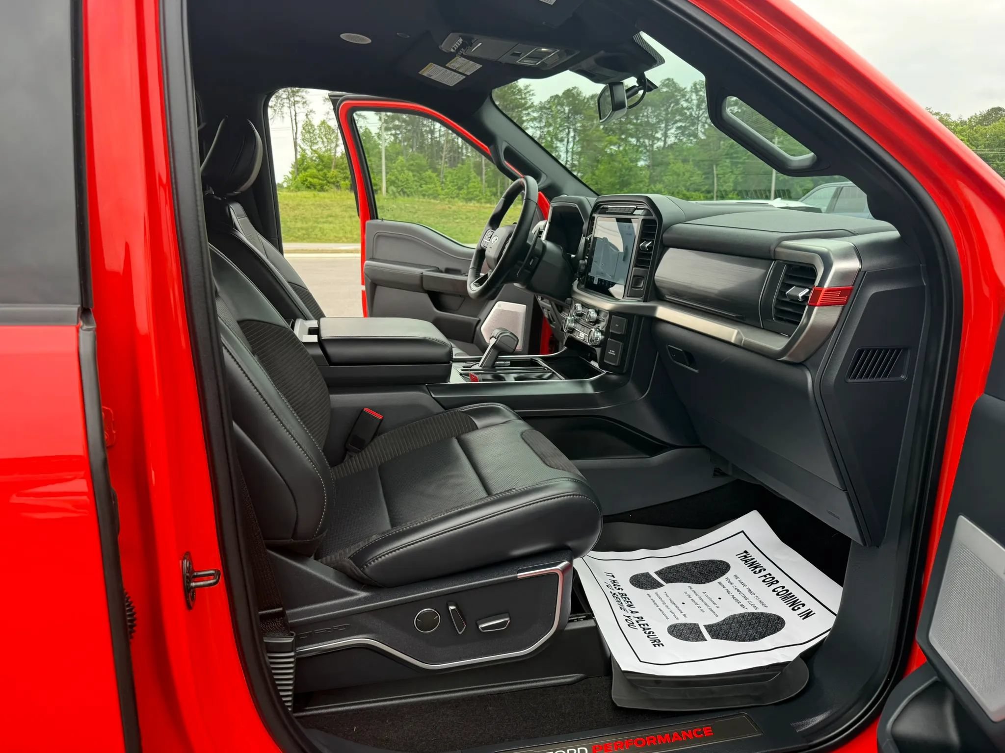 Used 2022 Ford F150 Raptor w/ Equipment Group 801A High AWD/4WD image 20